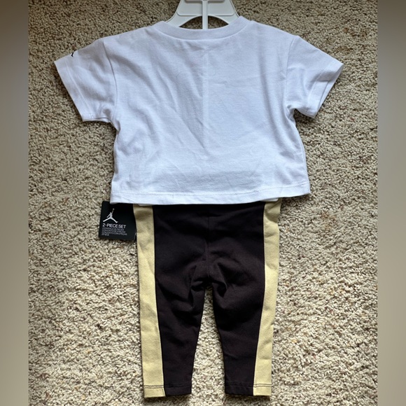 NEW Air Jordan Baby 2 piece set - 6M (3 - 6 months) - Picture 4 of 8